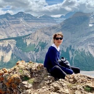 Meet your Posher, Talia